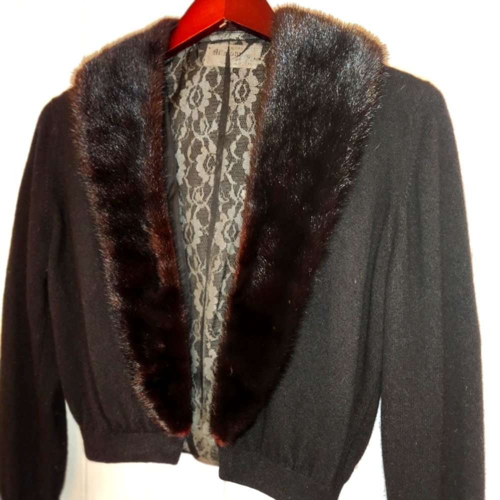 Altmonn of Vienna vintage black cashmere cardigan sweater mink collar 38 Medium